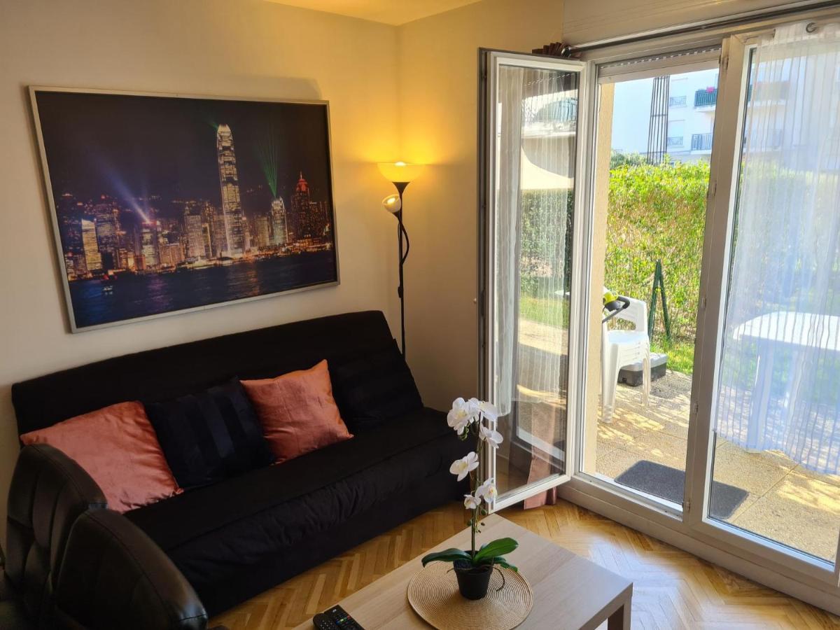 Appartement Avec Rez De Jardin A Disneyland Montevrain Exterior photo
