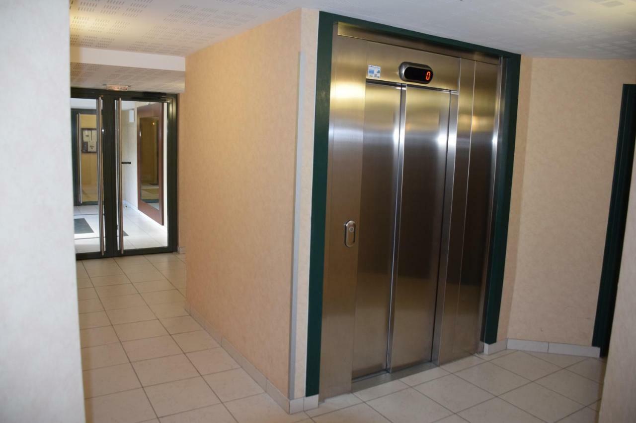 Appartement Avec Rez De Jardin A Disneyland Montevrain Exterior photo