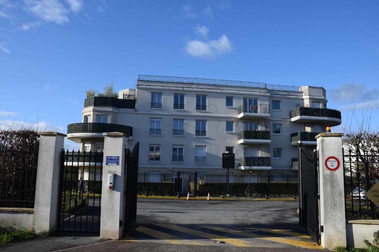 Appartement Avec Rez De Jardin A Disneyland Montevrain Exterior photo